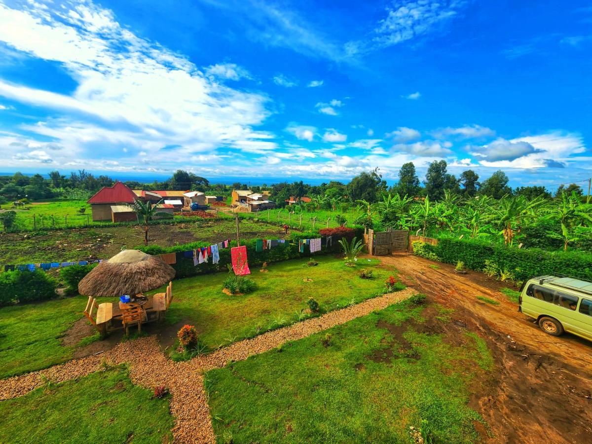 Lights Of Kazinga Orphanage And Homestay Rubirizi Buitenkant foto