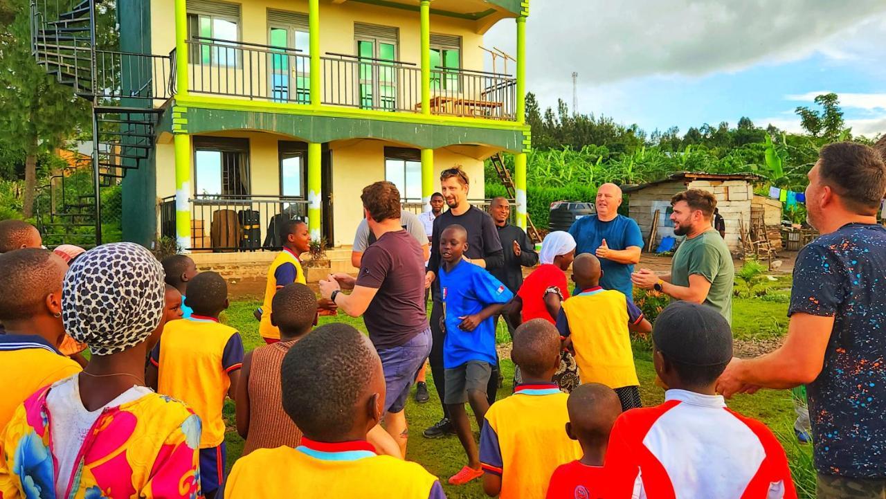 Lights Of Kazinga Orphanage And Homestay Rubirizi Buitenkant foto